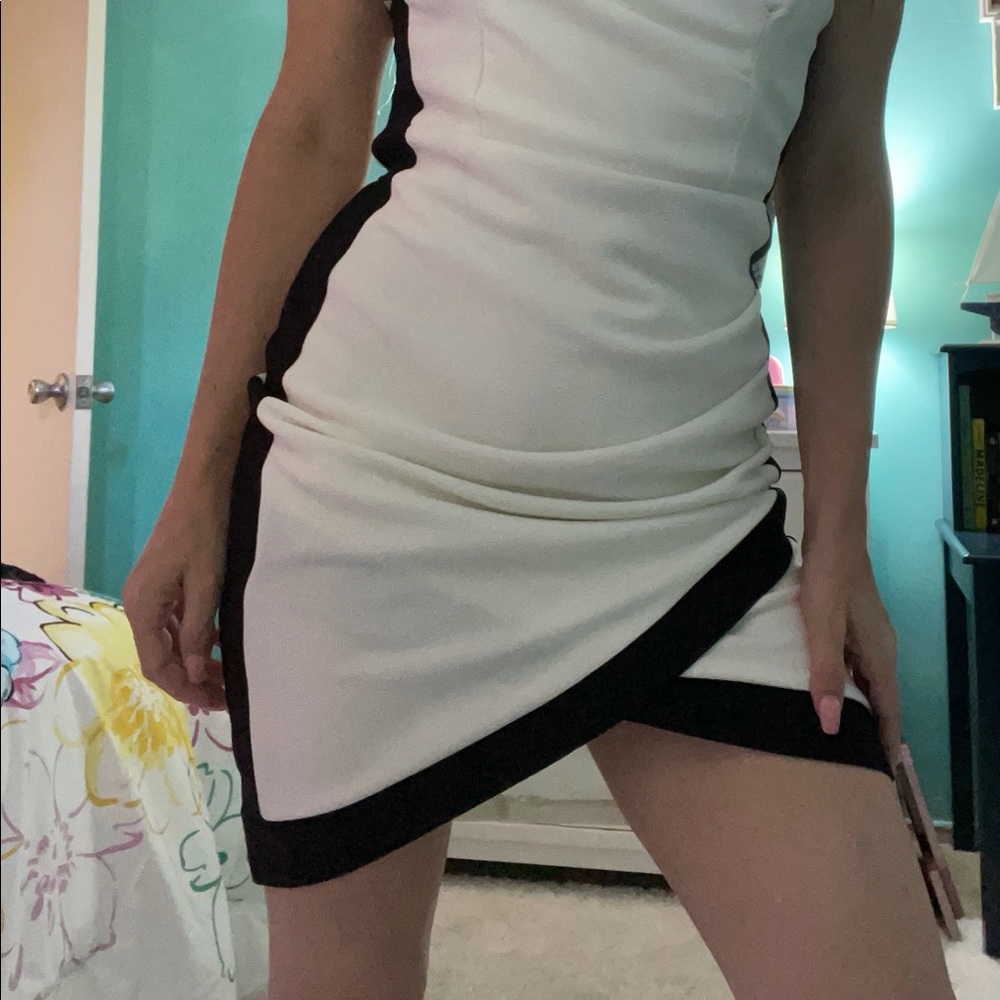 NWT Almost Famous Dress Size M 💗